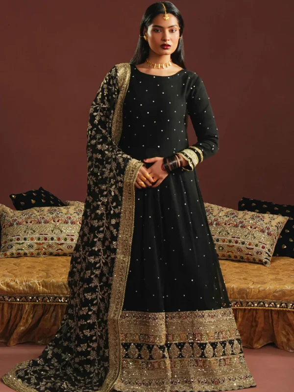 Elegant Black Maxi Dress for Wedding Wear in Ireland